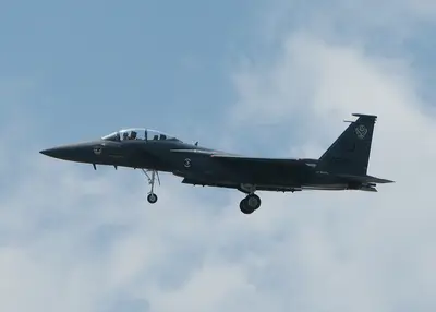 F-15飞行