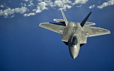 F-22高空
