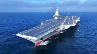福建舰航母