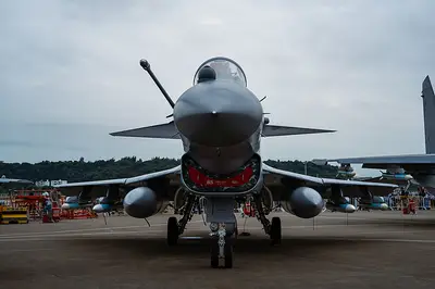 歼-10C地面